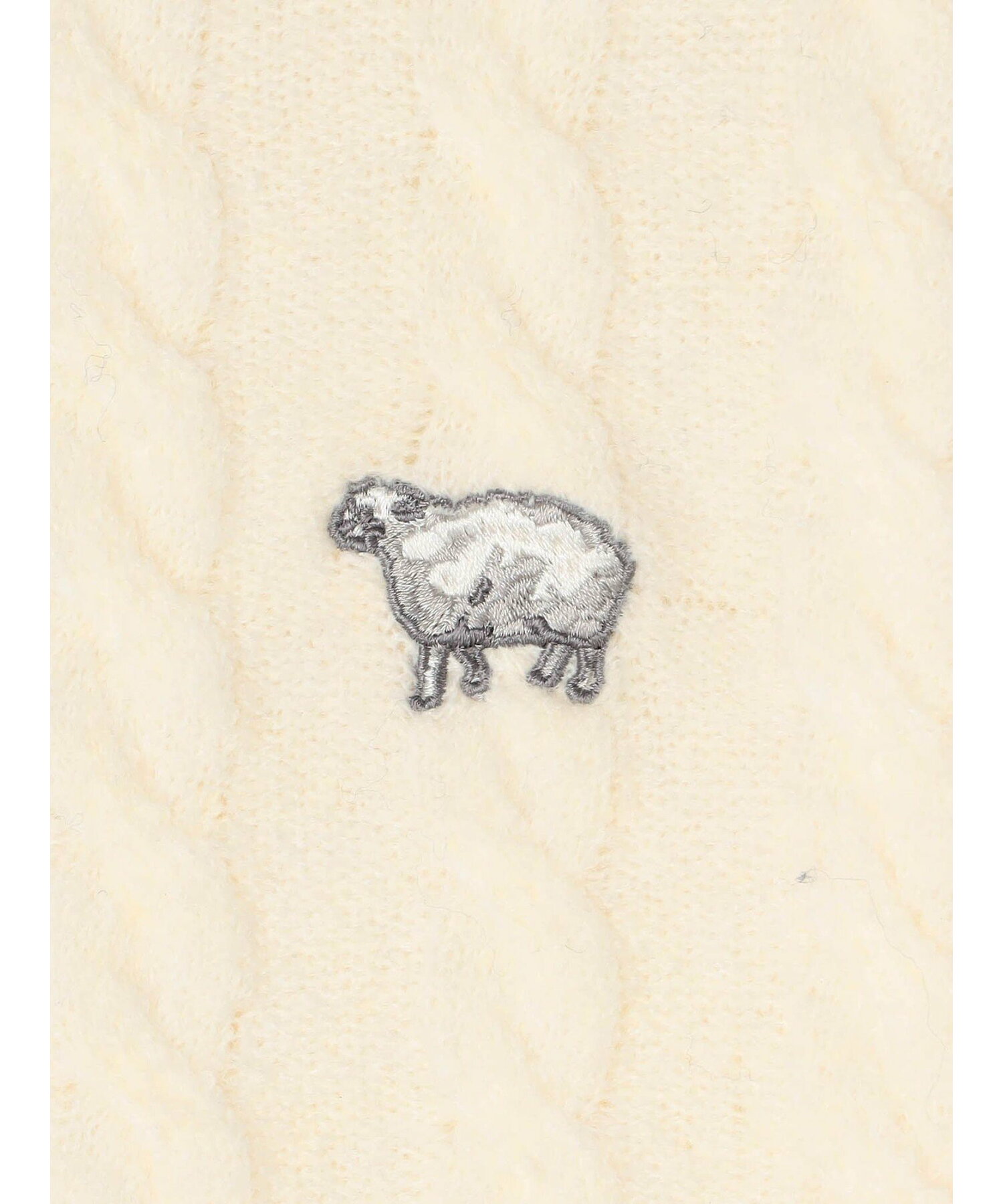 羊刺繍ケーブル配色ニットプルオーバー